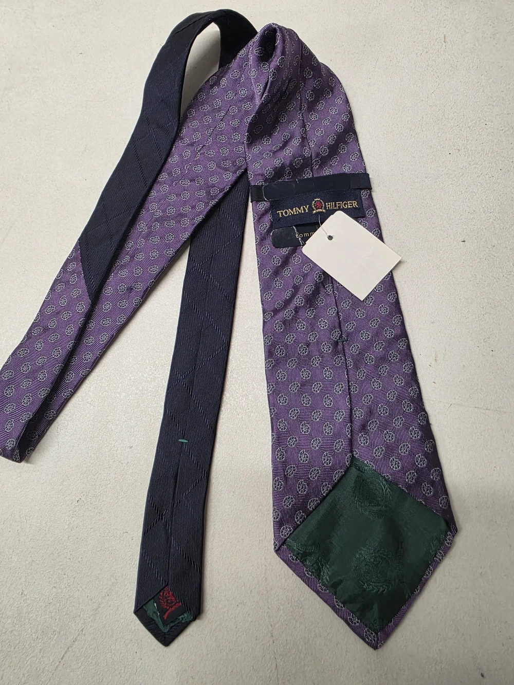 Vintage Tommy Hilfiger 100% Silk Purple Geometric Necktie Made USA NWT
